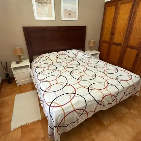 Apartment La Marina *