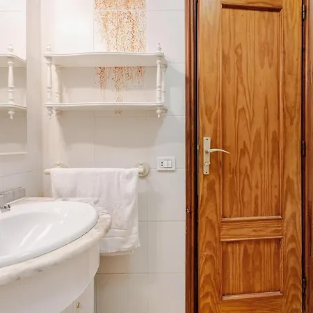 La Marina Apartment *