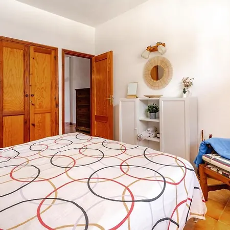 La Marina Acantilado de los Gigantes